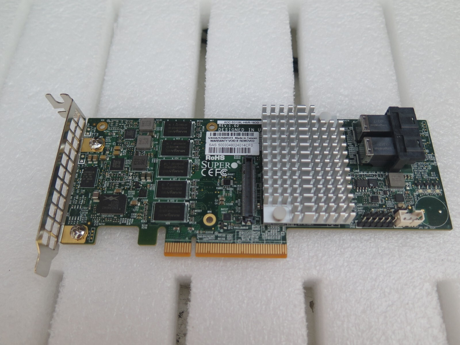 AOC-S3108L-H8IR-16DD SUPERMICRO 3108 8-PORT PCI-E SAS-3 12Gb/s 16 HDD RAID