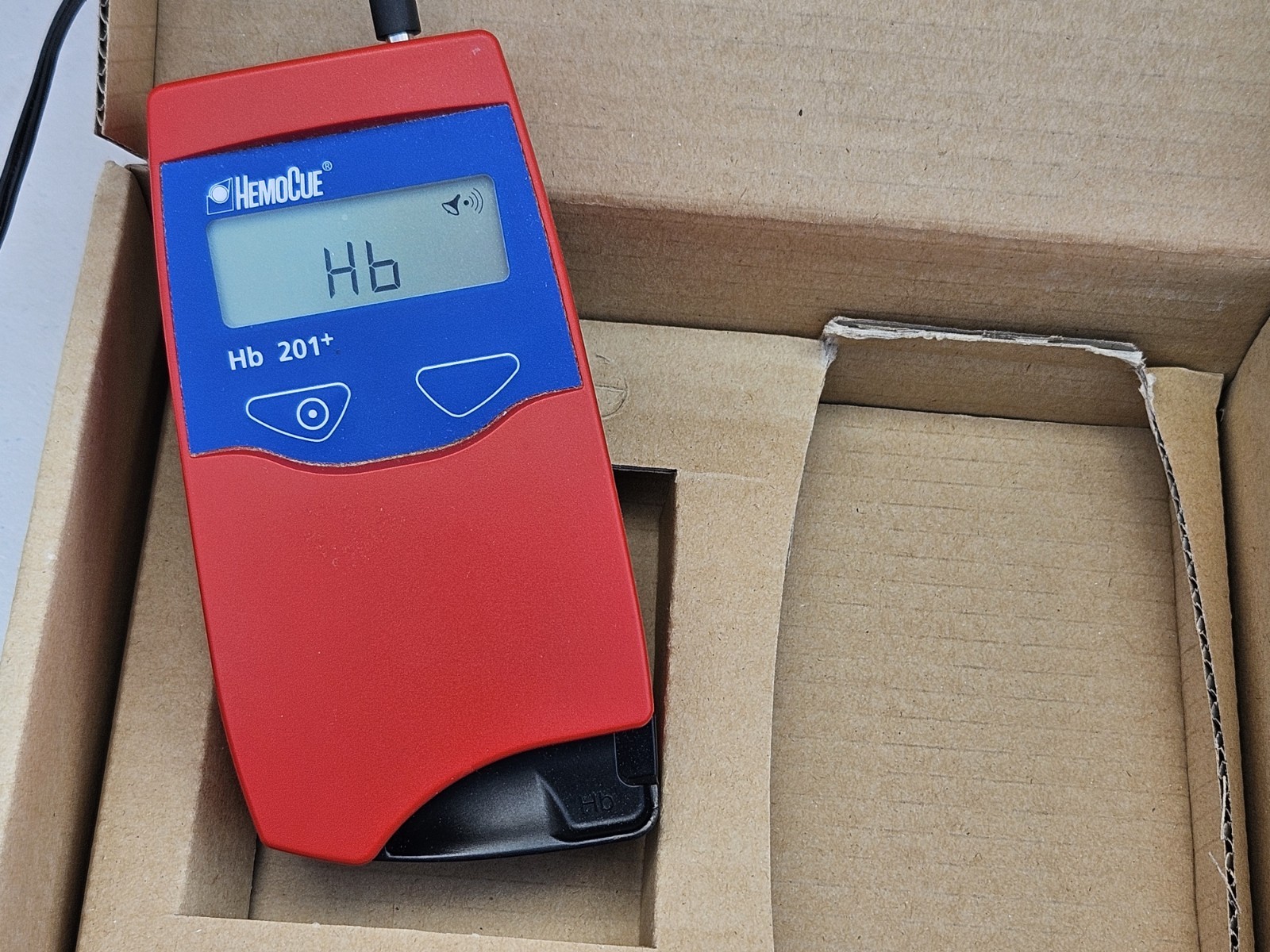 HemoCue Hb 201+ Hemoglobin System Analyzer w/ Charger