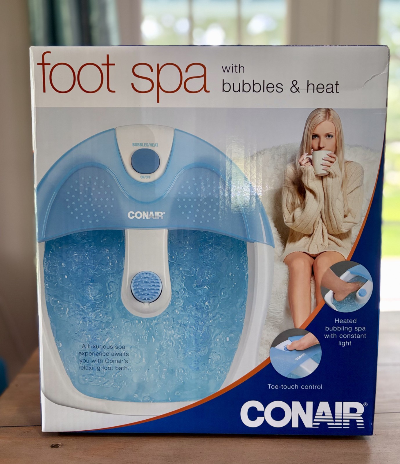 Conair Foot Bath Spa--Bubbles--Heat--Light--Pinpoint Massage--Toe-Touch Control