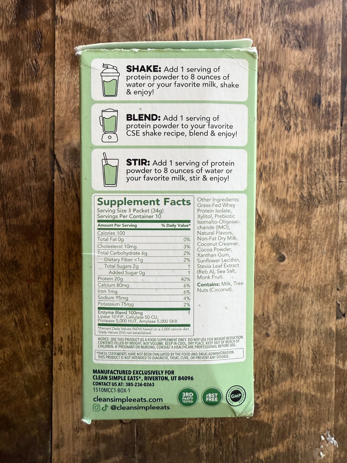 CLEAN SIMPLE EATS Whey Protein Powder Mint Chocolate Cookie 10 Pack Box