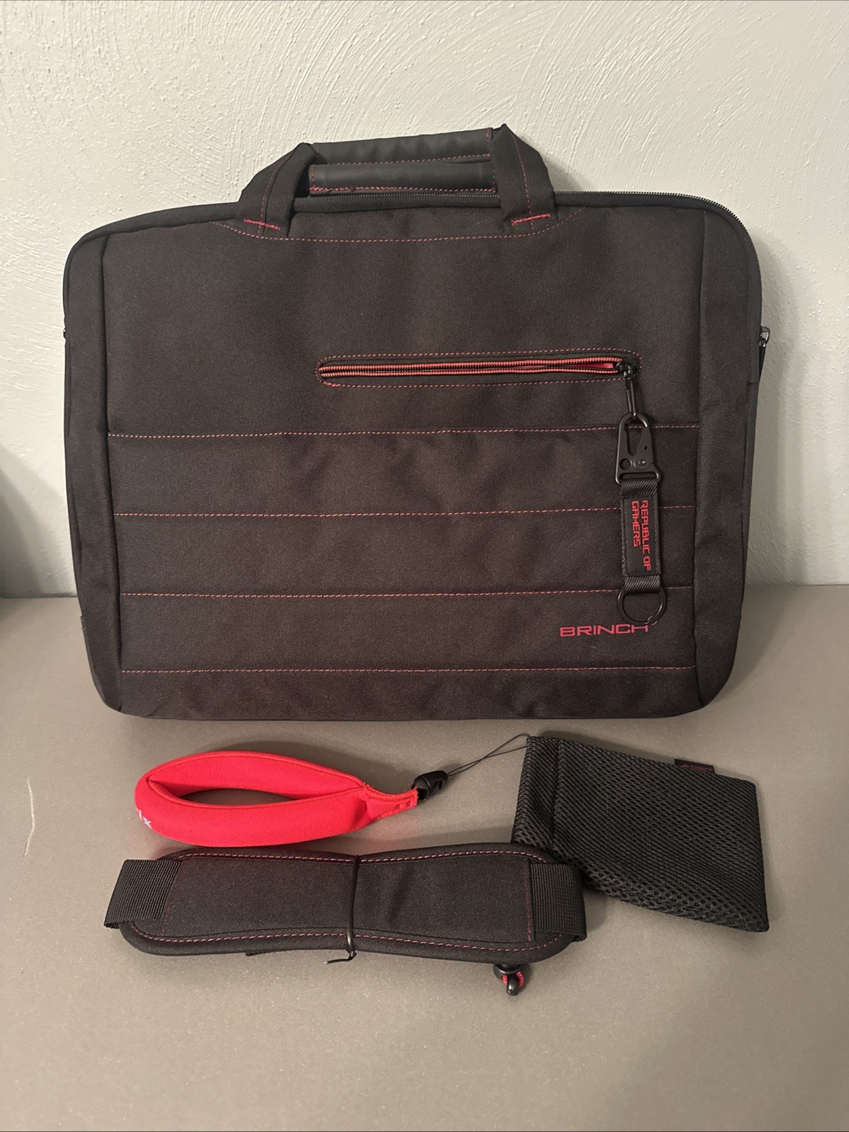 Brinch Gaming Laptop Carrier Bag In AWESOME Condition. Game On!