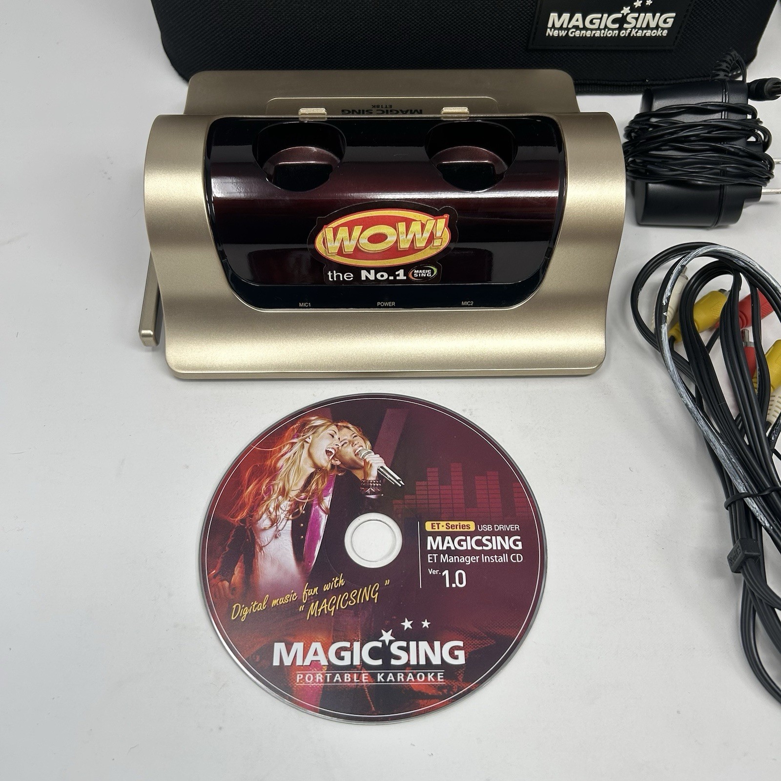 🔴 Magic Sing ET18K Karaoke Portable w/ 2 Microphone Case Cables Install CD