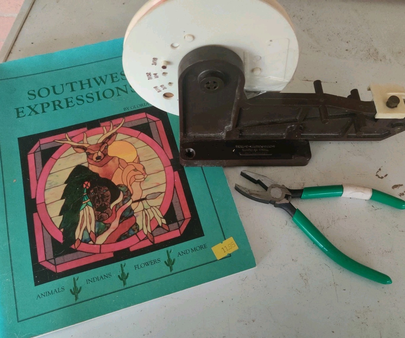 Diegel Burnett Stained Glass Foiler Foil-O-Matic + Glass Pliers & Pattern Book