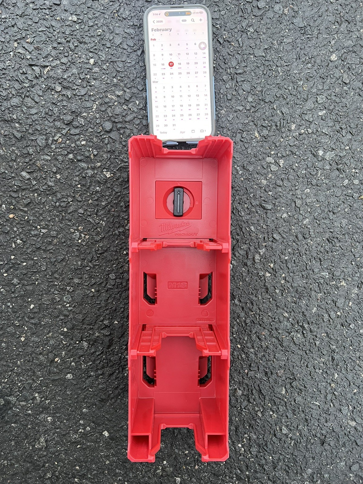 Milwaukee Tool 48-22-8339 M18 Battery Rack For Packout Wall-Mounted Storage