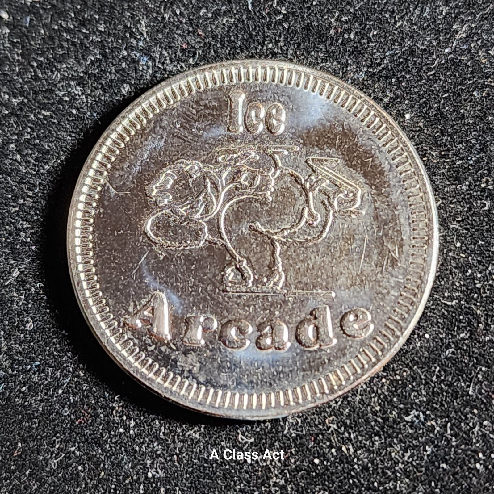 Ice Arcade Game Token. Our T5947