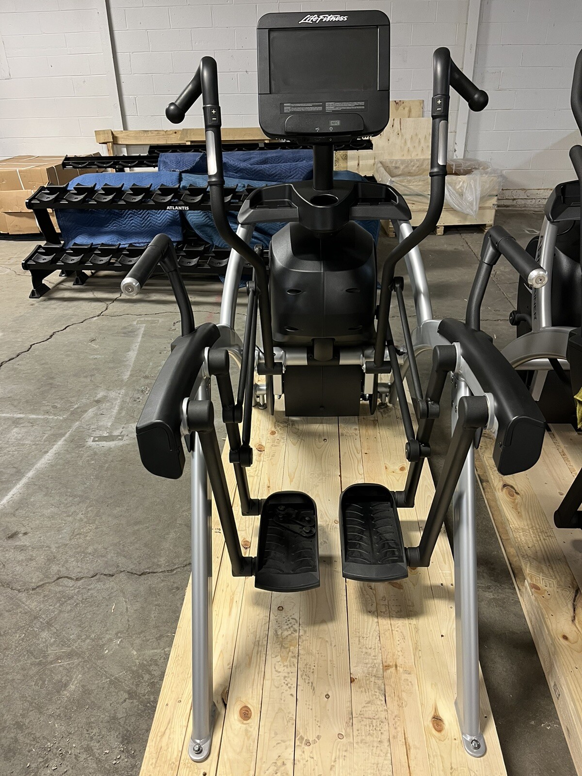 Life Fitness Discover SE3 Total Body Arc Trainer Clean!