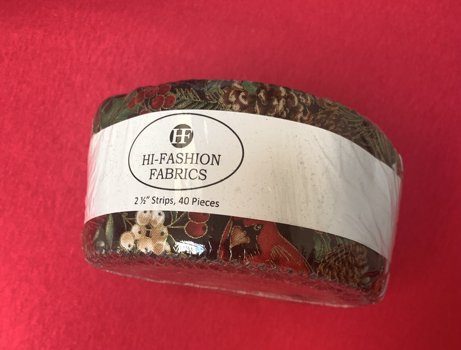 Hi-fashion Fabric, 40PC  Jelly Roll Strips NIP, TT TRADITIONAL HOLIDAY 2.5”