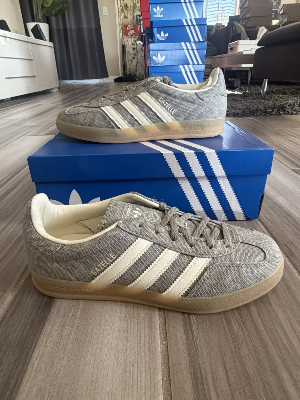 Women's Adidas Originals Gazelle Indoor Canvas Shoes - Grey White Gum IH7033
