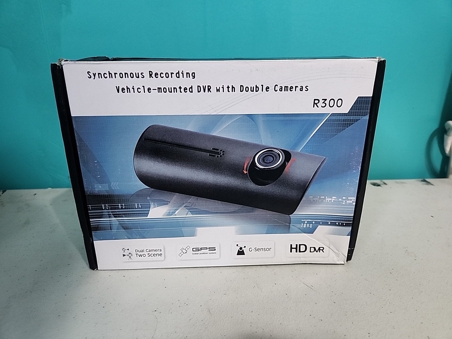 R-300 Synchronous Recording Vehicle-mounted DVR w/ Dual Dash Camera's