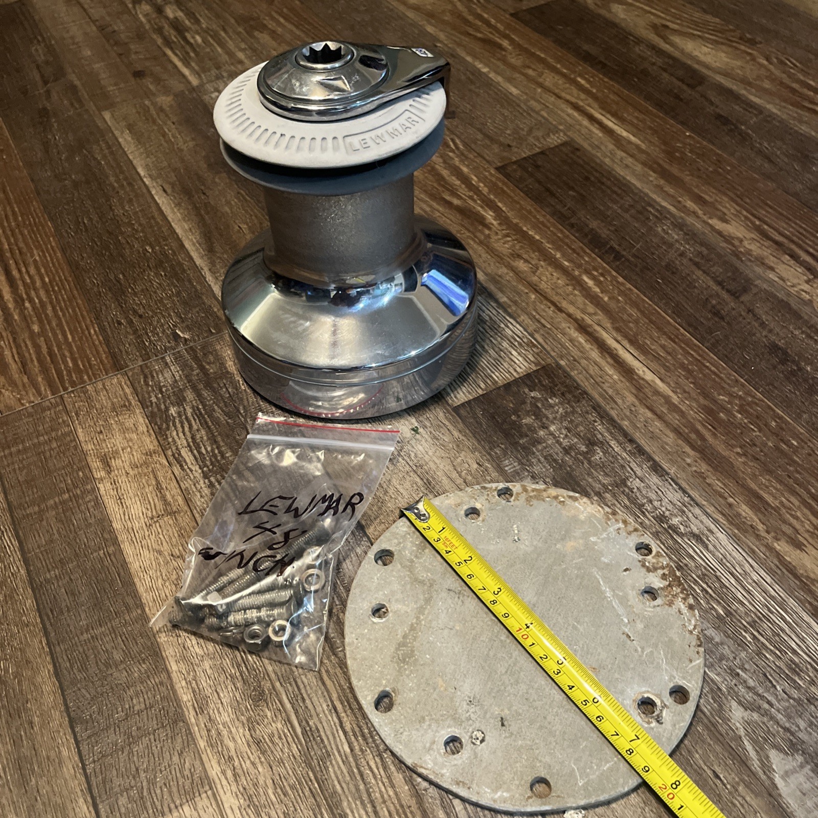 Lewmar 48ST 48 ST Self Tailing Winch