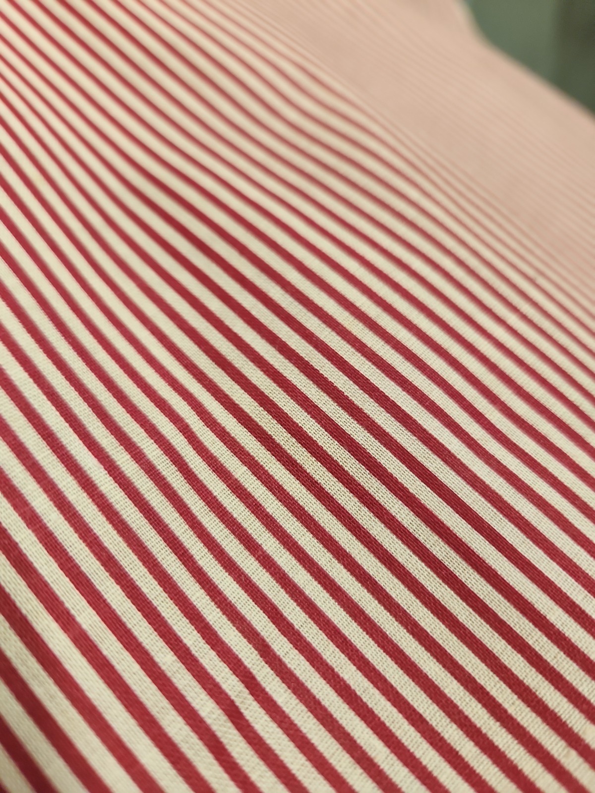 Vintage Rustic Red And Tan  Pin Stripe 100% Cotton Fabric Clothes Quilting