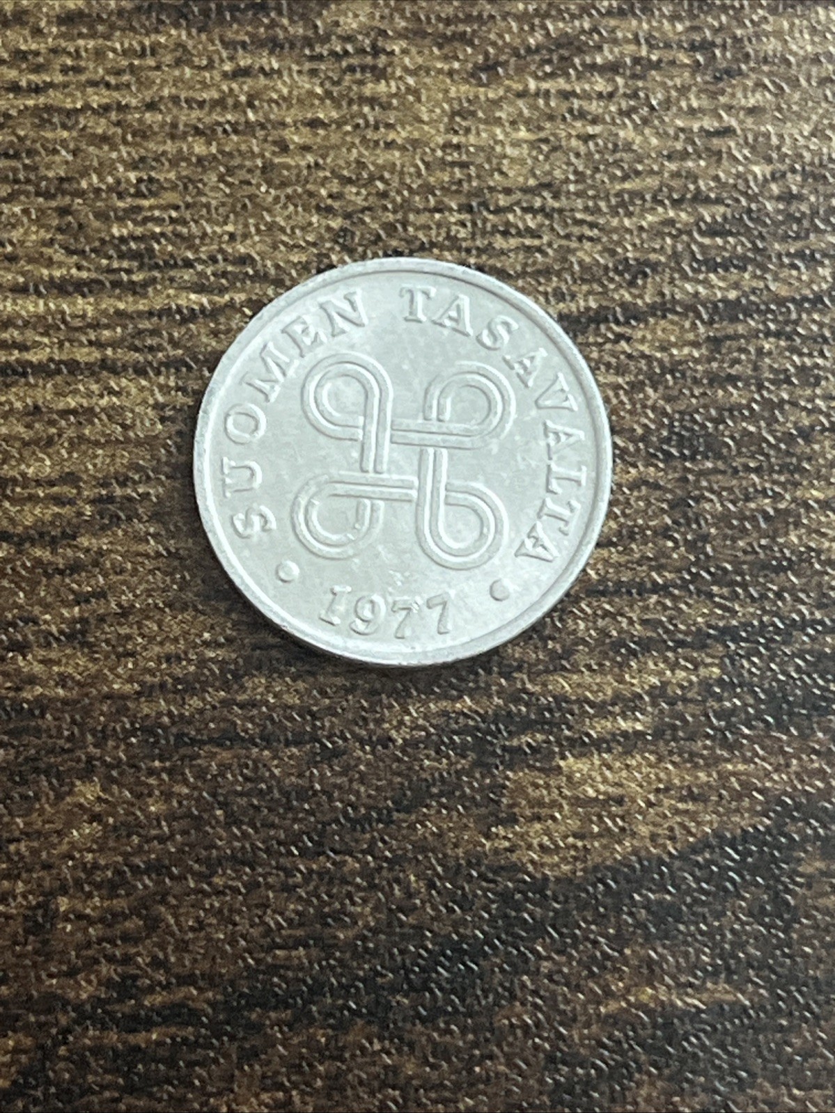 1977 Finland 1 One Penni Actual Coin TB4307*
