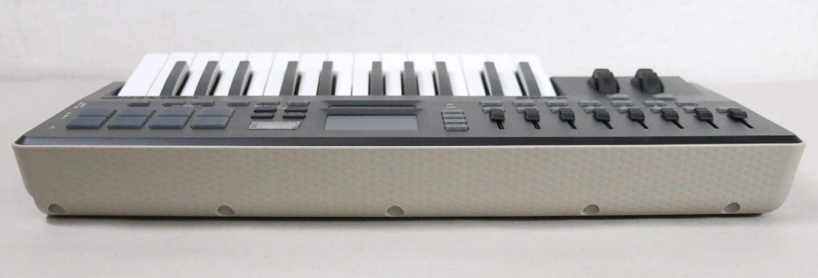 Korg Taktile-25 Key USB MIDI Keyboard Controller Touch Pad w/Box Free Shipping!