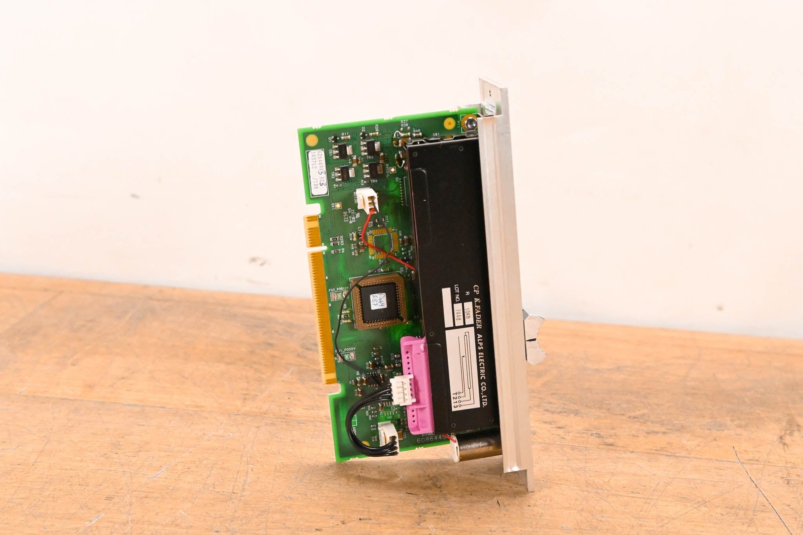 Solid State Logic C300 HD Motorized Fader Module – ALPS K-Fader Assembly CG01UZW
