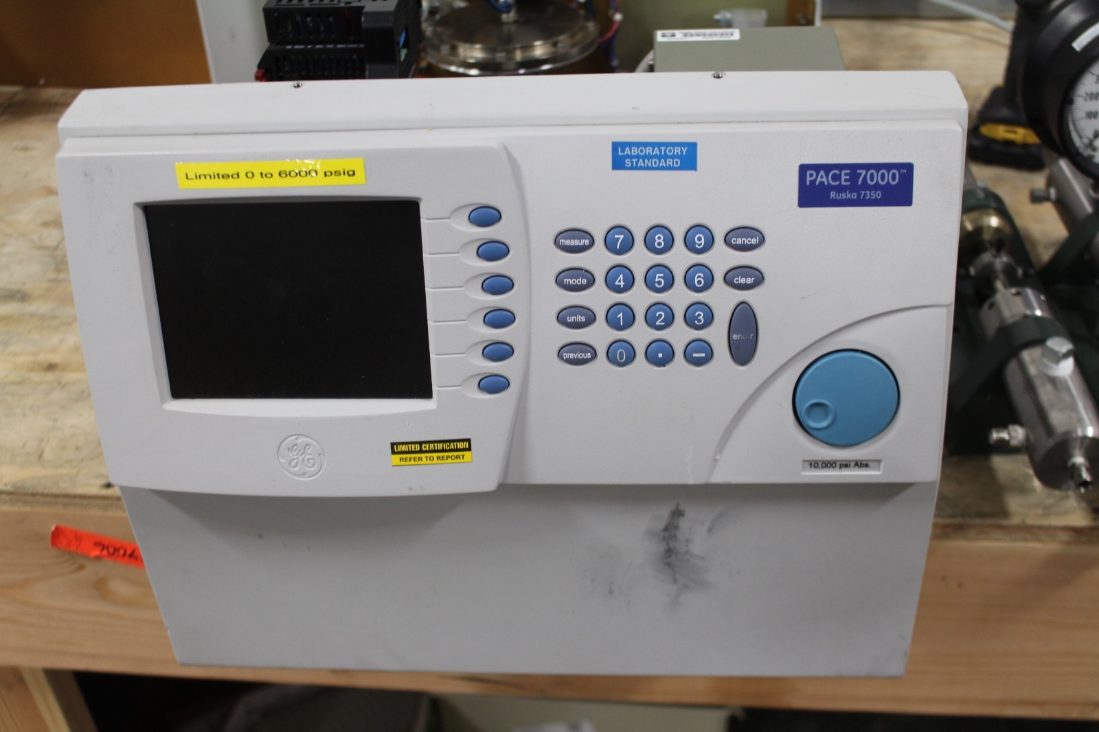 GE Fluke RUSKA 7350 Pressure Controller / Calibrator PACE 7000