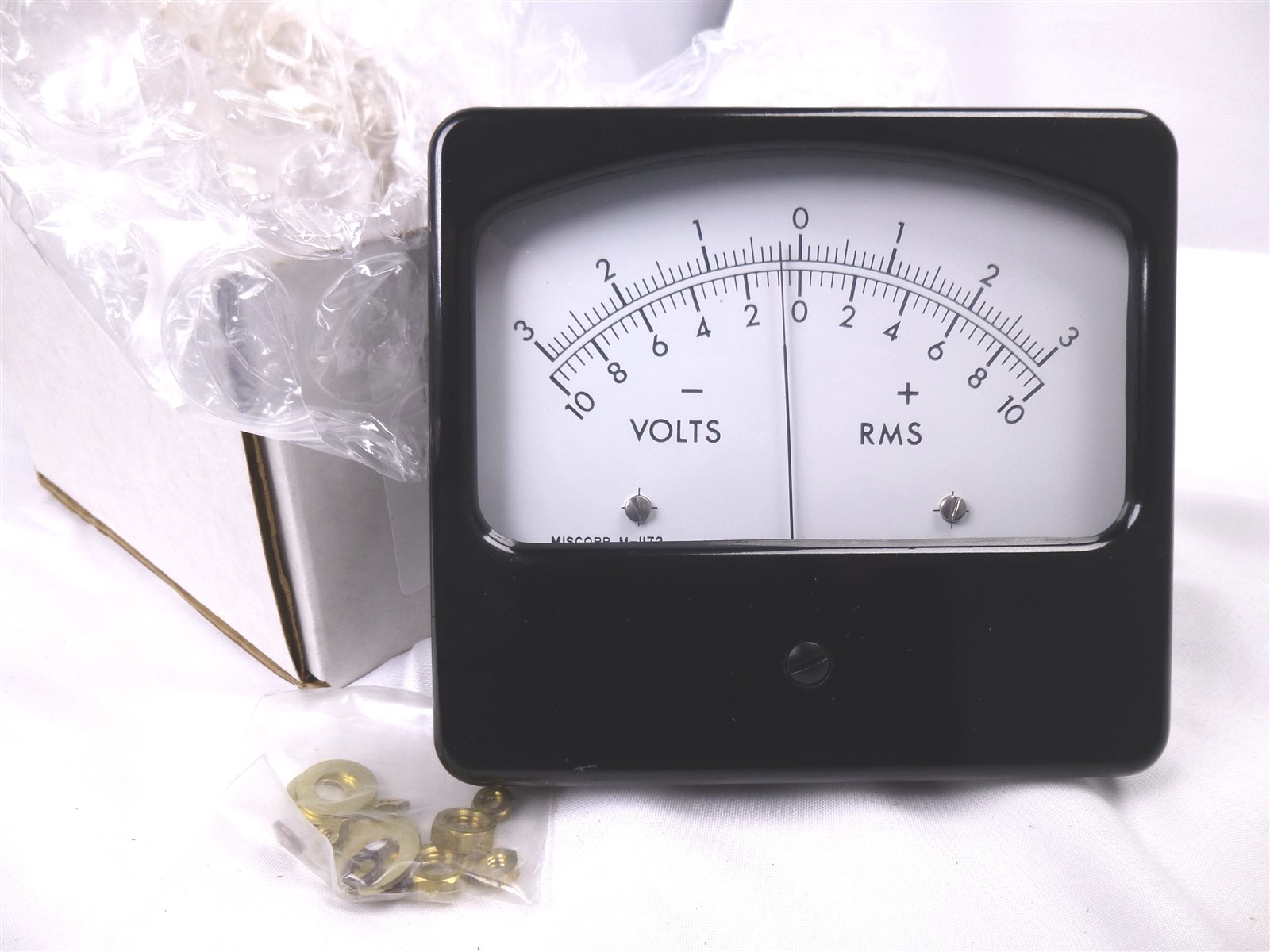 MeterMaster (-3V) to 3V RMS AND (-10V) to 10V RMS Dual-Scale AC Voltmeter M-1172