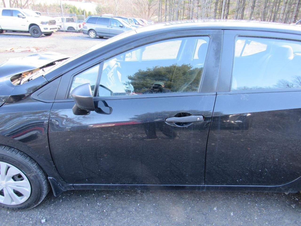 VERSA 2021 Glove Box 1103581