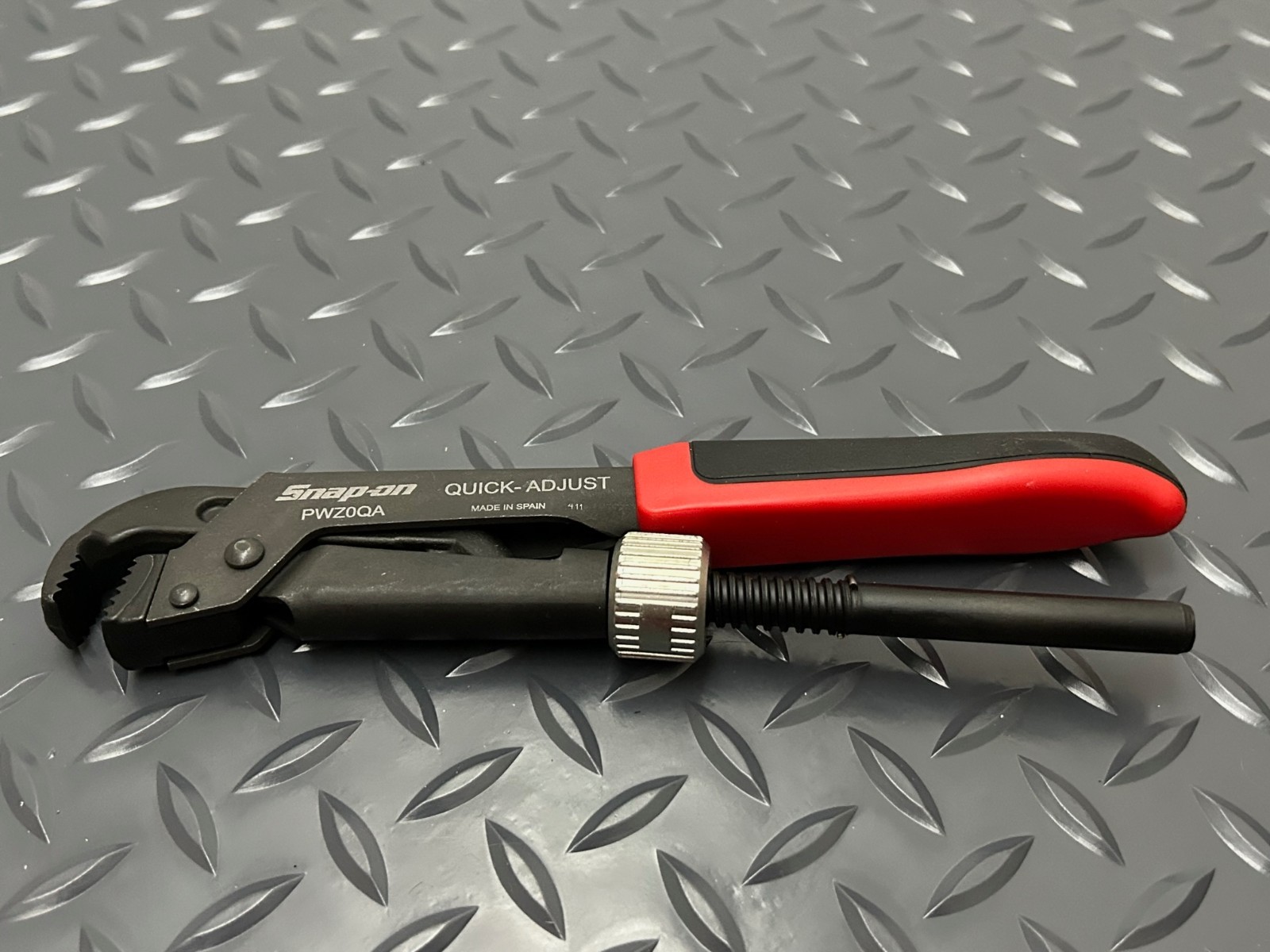 Snap-on Tools Red 8-5/8" Soft Grip Quick Adjust Pliers Wrench PWZ0QA NEW