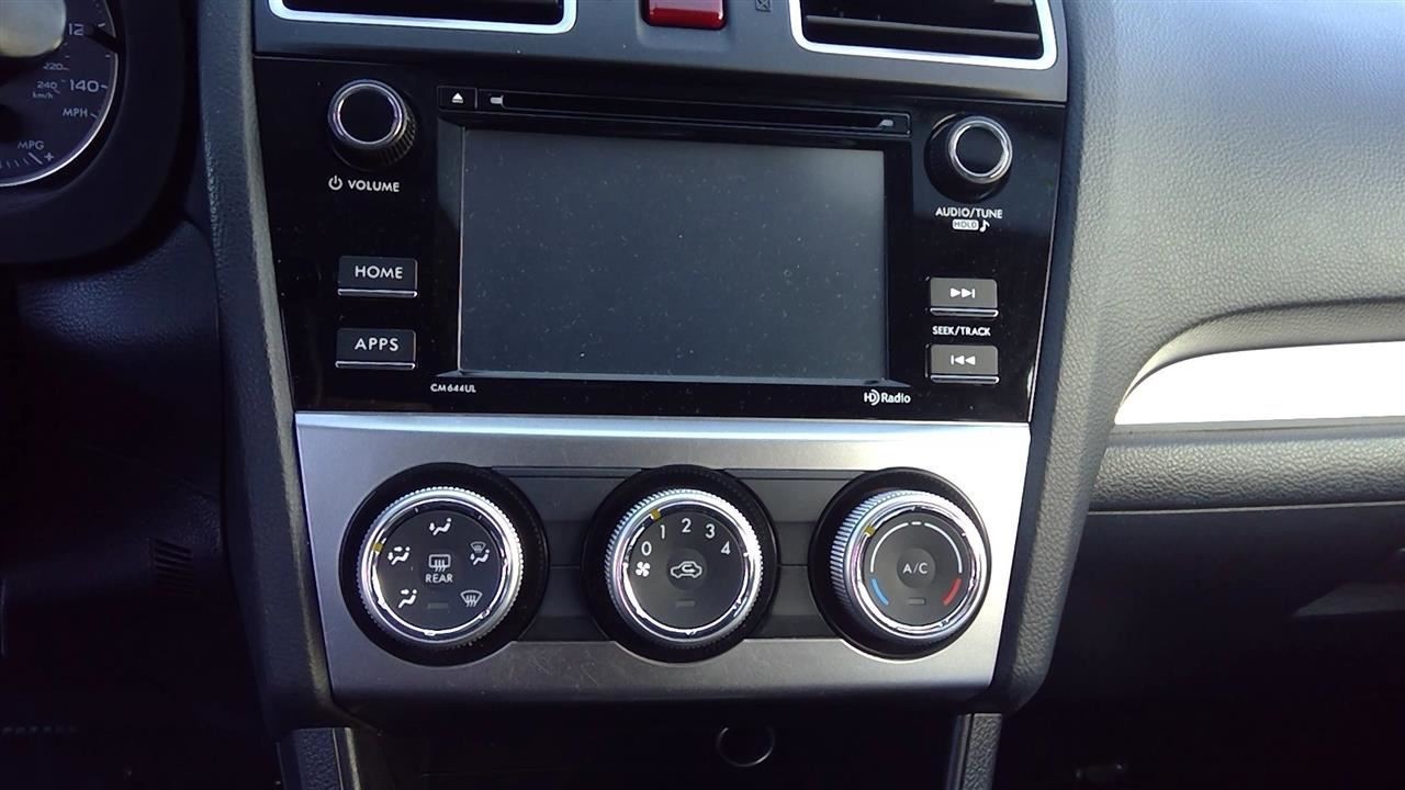 XV CROSST 2015 Glove Box 2071962