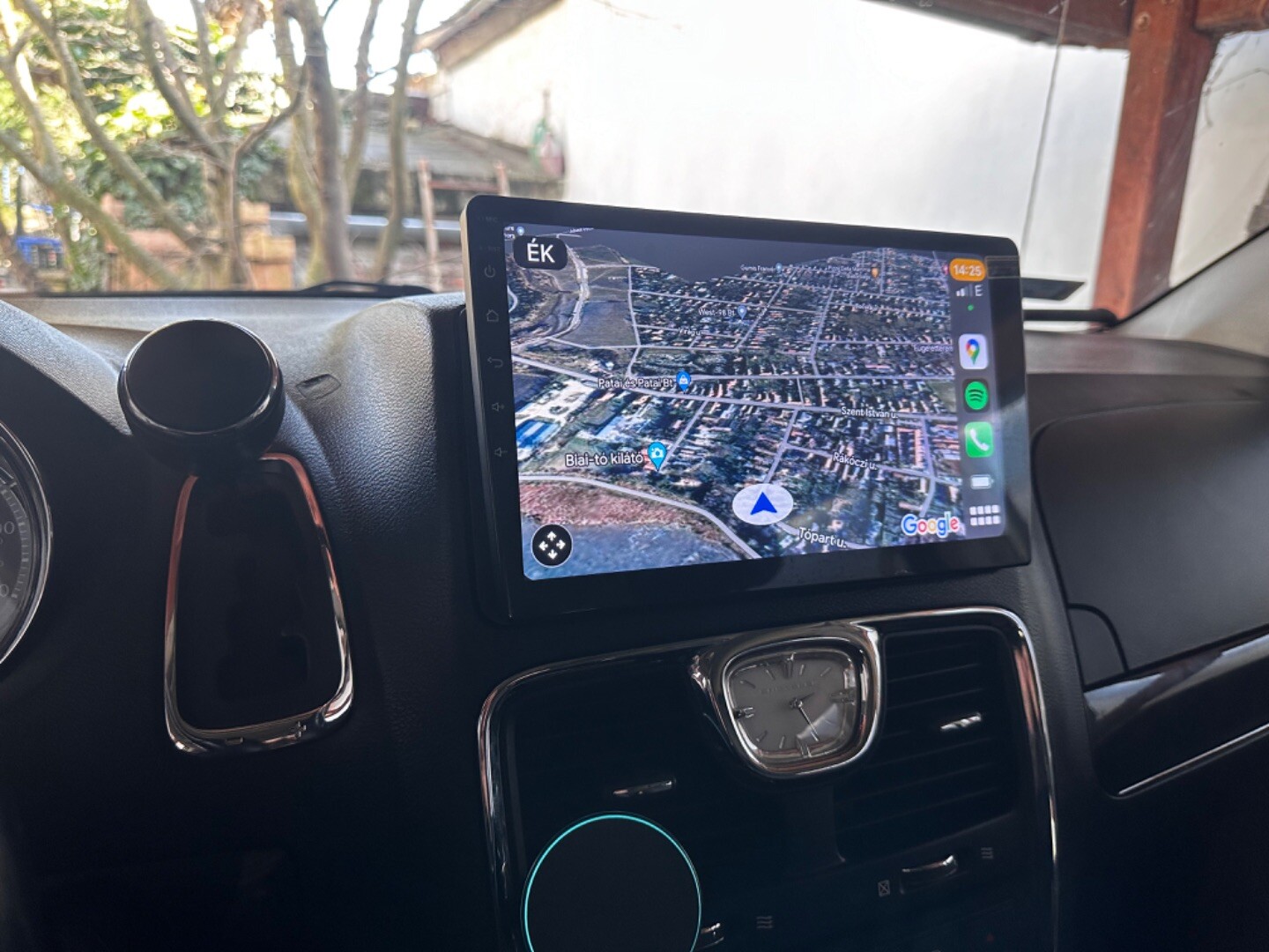 Apple Carplay para 2008-2016 Chrysler Town Country Android14 coche estéreo Radio