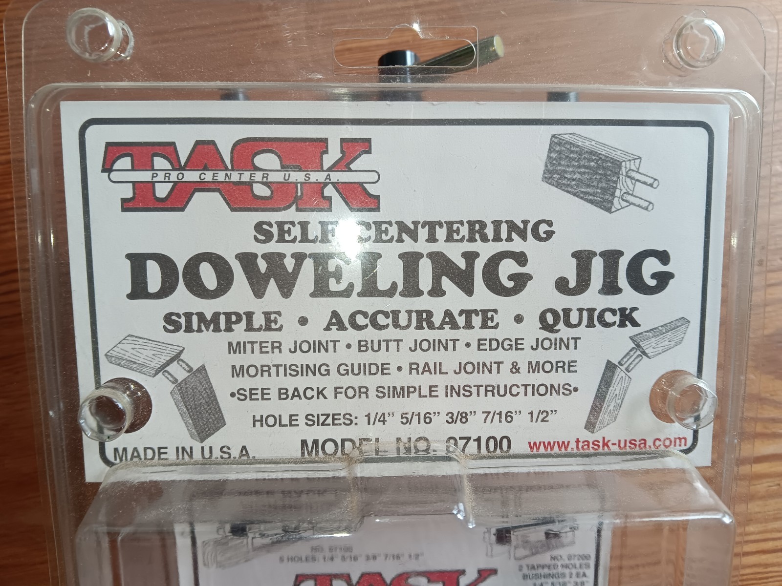 Self Centering Doweling Jig