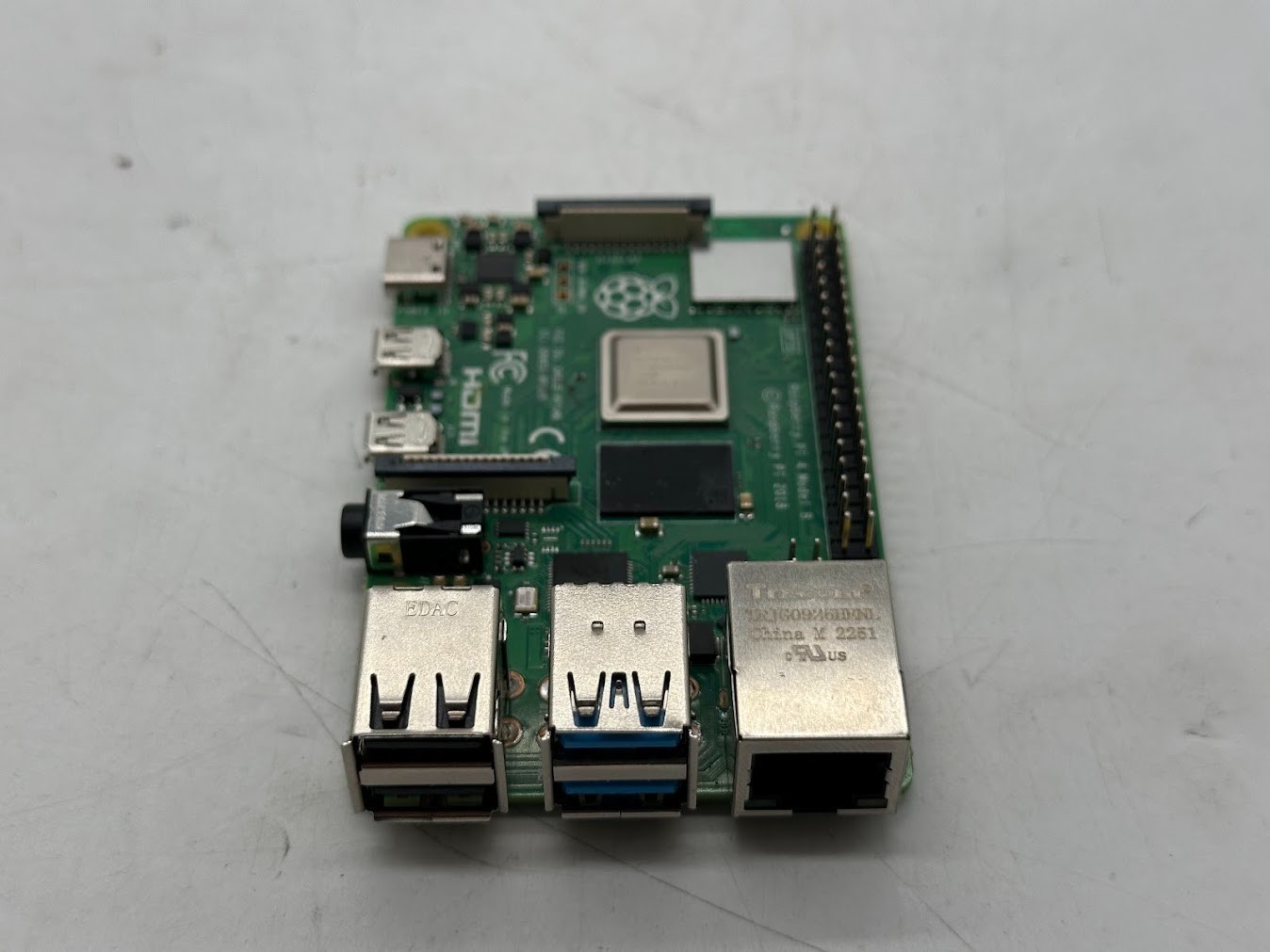Raspberry Pi 4 Model B - 1 GB
