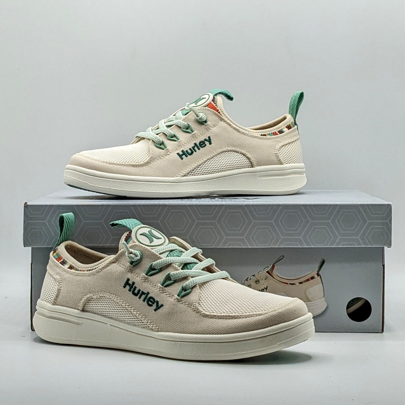 Hurley “Castaic” Women’s Colorful & Functional Casual Fashion Sneaker Beige NEW