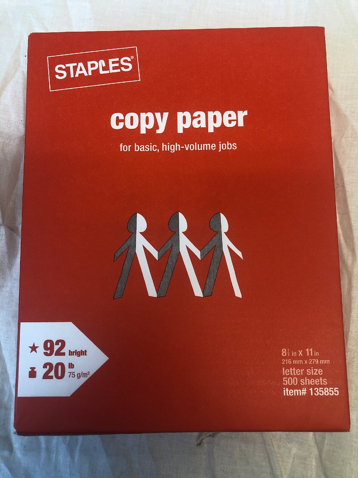 Staples Copy Paper 8 1/2"x11" Ream Ideal for toner-based copiers Plain 500 Sheet