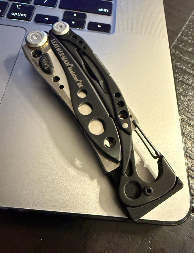 Leatherman Skeletool Thumb Stud + Impact Head Upgrade
