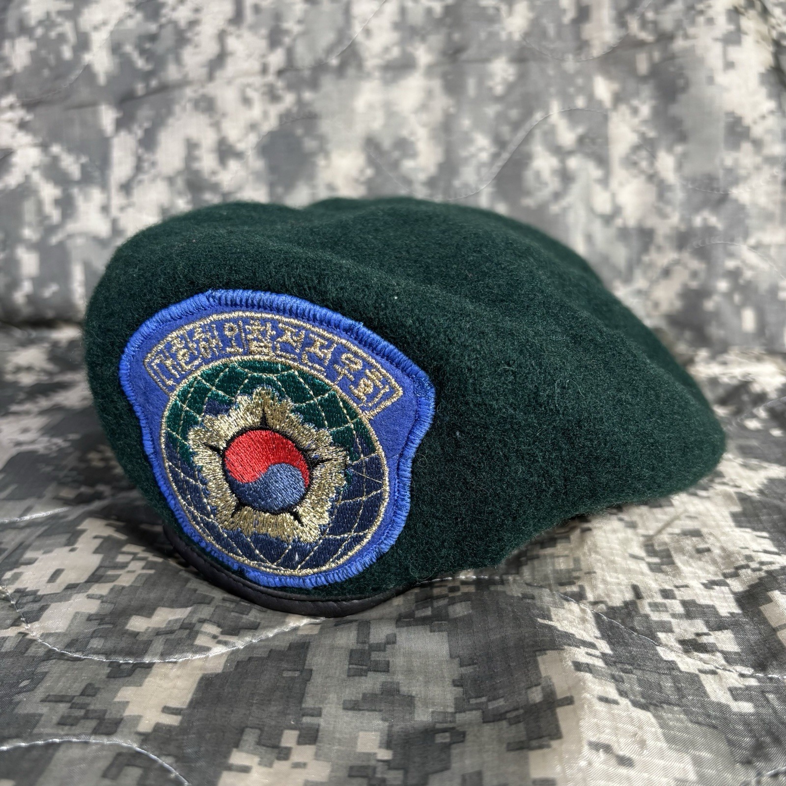 Asian Large ROKA Veterans Association Green Beret South Korean Army Military