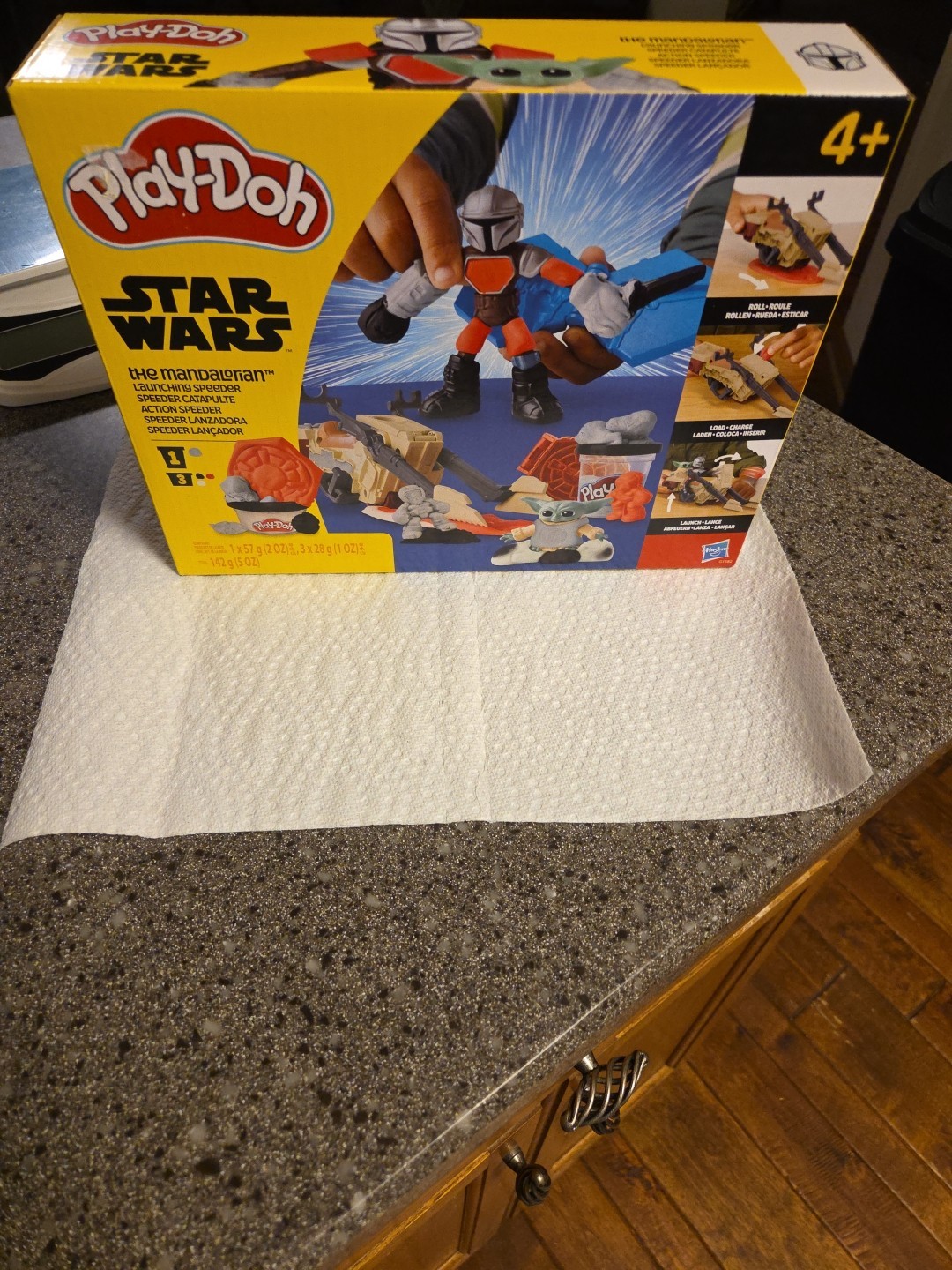Play Doh- Star Wars- The Mandalorian- Grogu Baby Yoda - Ages- 4+. Brand New NIB