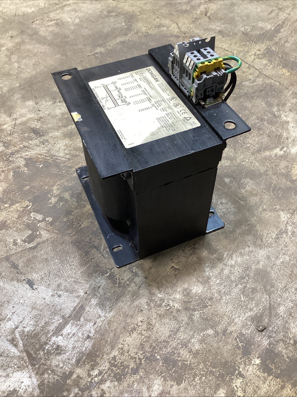 Dongan ES-10300.326 Single Phase Class I Transformer