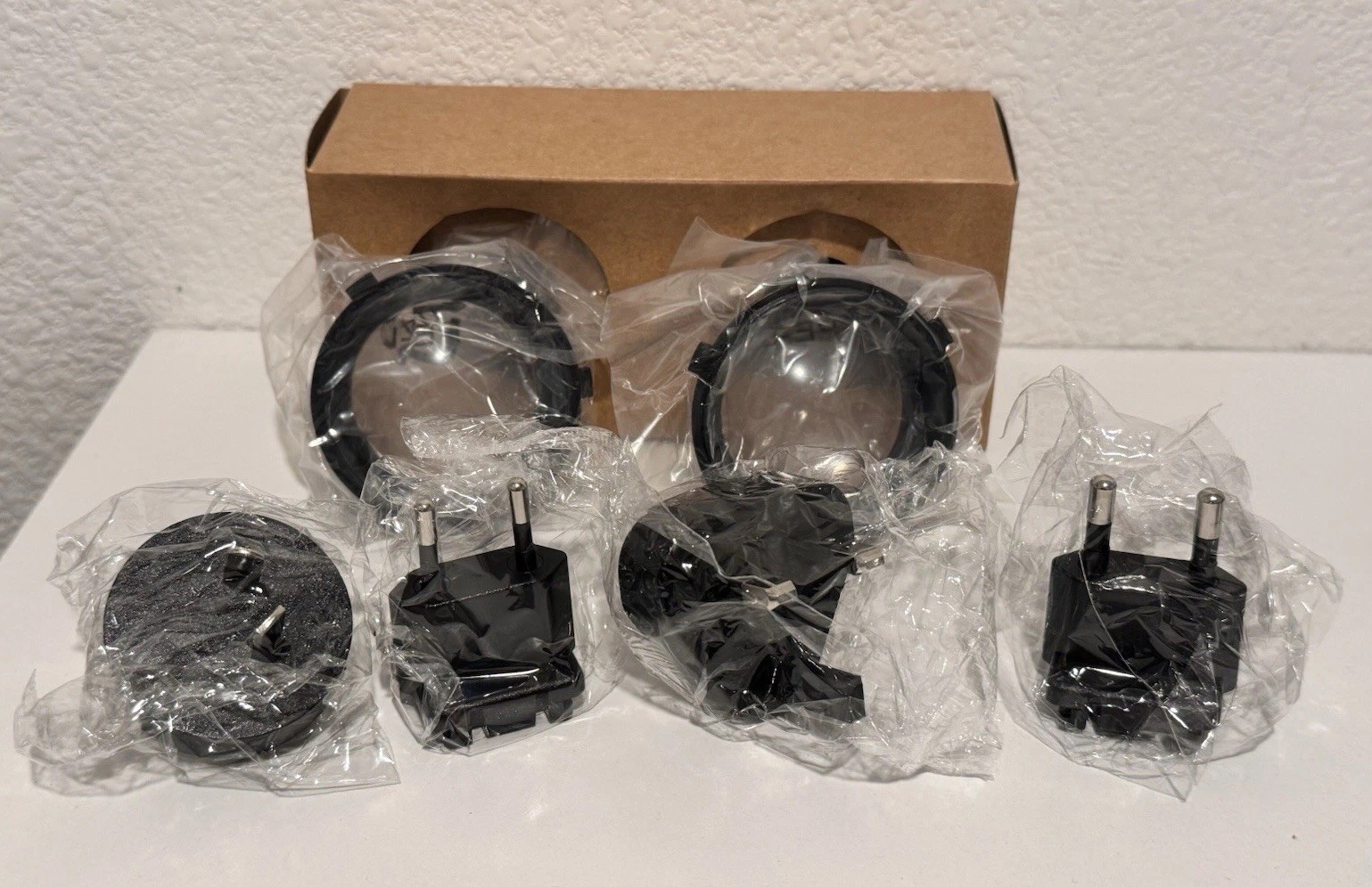 Oculus Development Kit 2 VR Headset + Extras Original Packaging Powers On TESTED