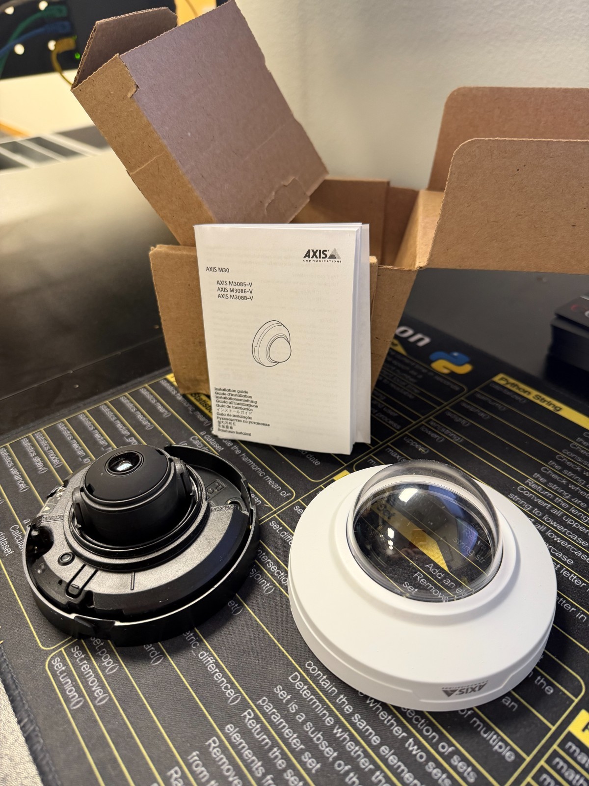 AXIS M3088-V Dome Camera, 8MP mini dome with deep learning