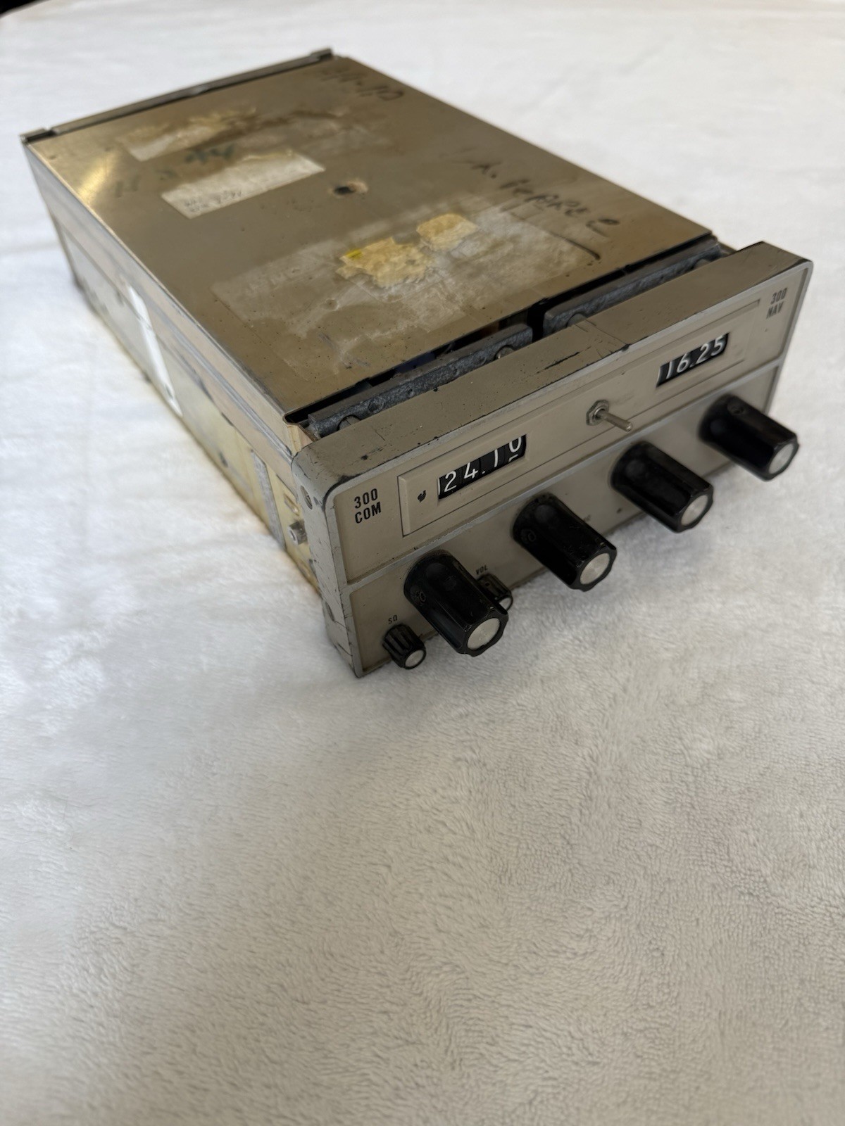 Vintage Aircraft Radio/Navigation Unit – ARC RT-328C 300 NAV/COM