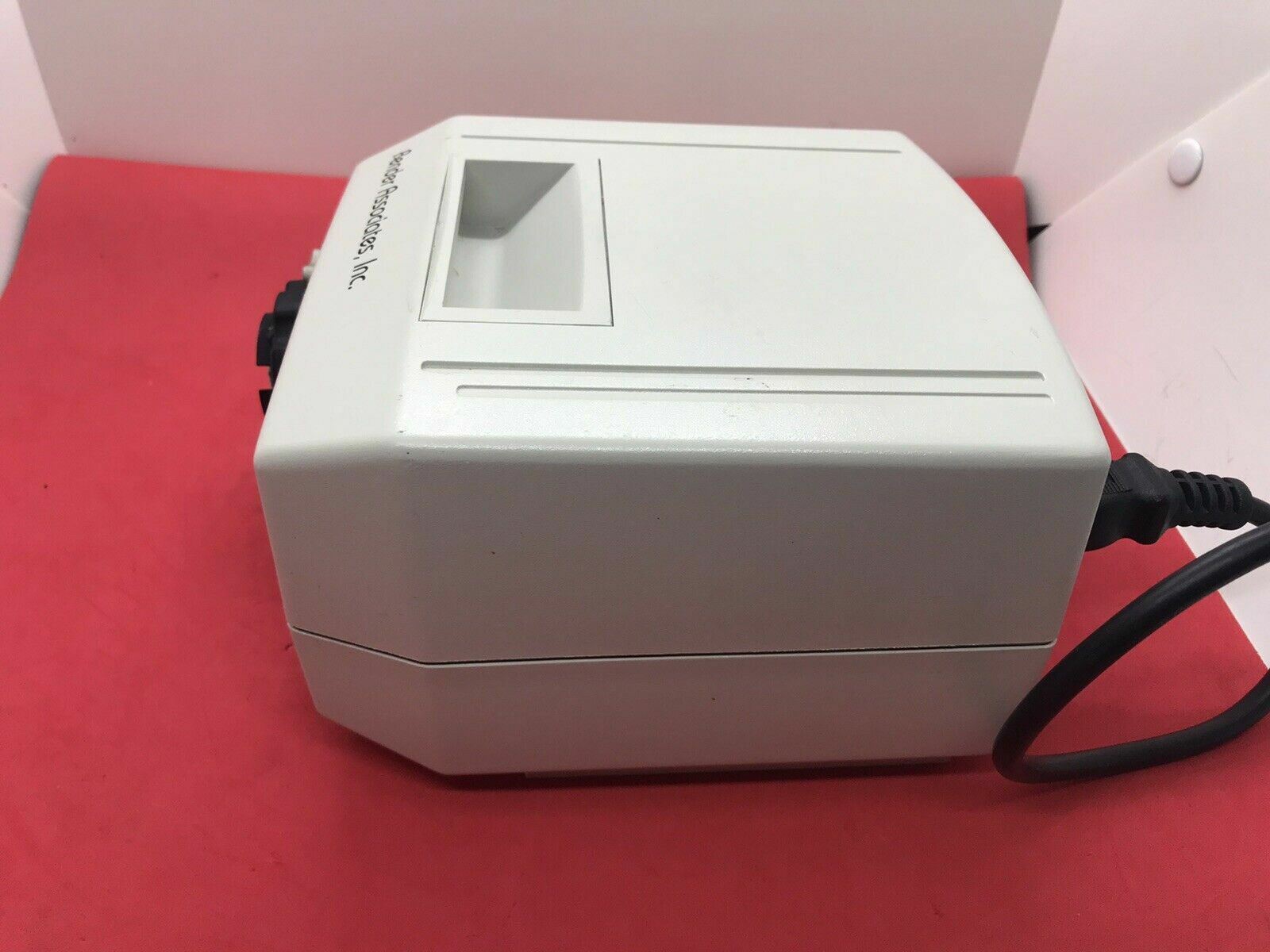 Orascoptic Zeon illuminator Fiber Optic Light Source