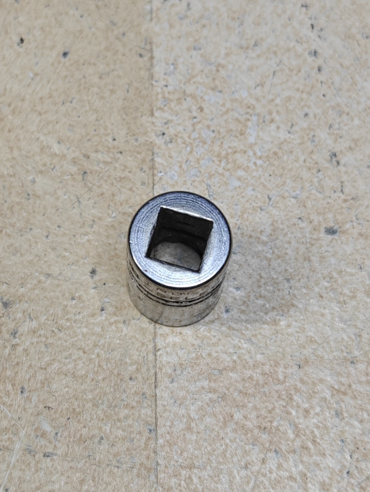 INDESTRO SELECT USA 6218 SOCKET 9/16 DRIVE 12 POINT