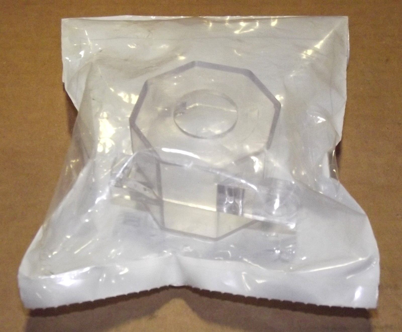 22LOAFC  22MM Switch Flip Cover Lock Off C3Controls New