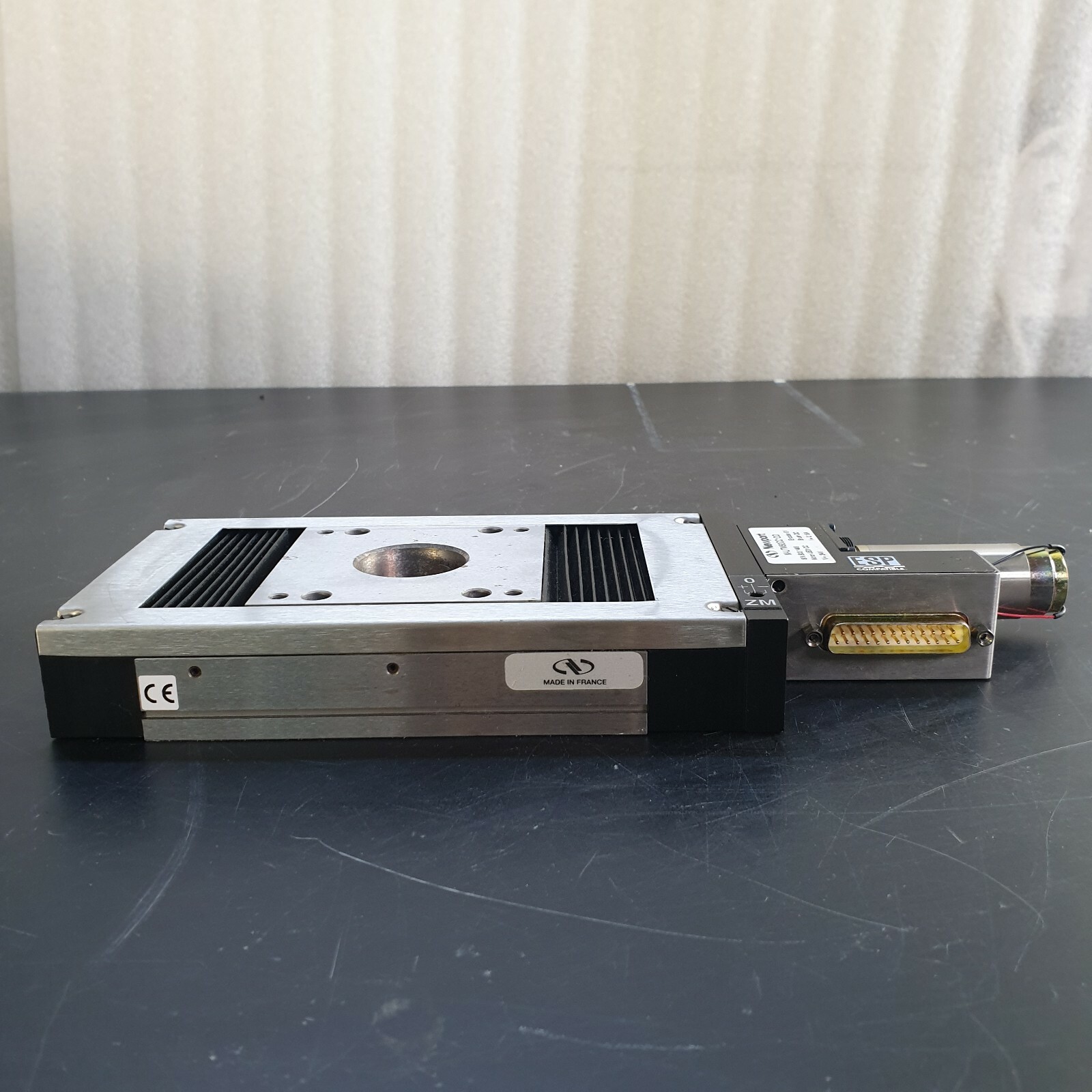 Newport M-UTM50CC1DD,vertical stage UTM50MVTP
