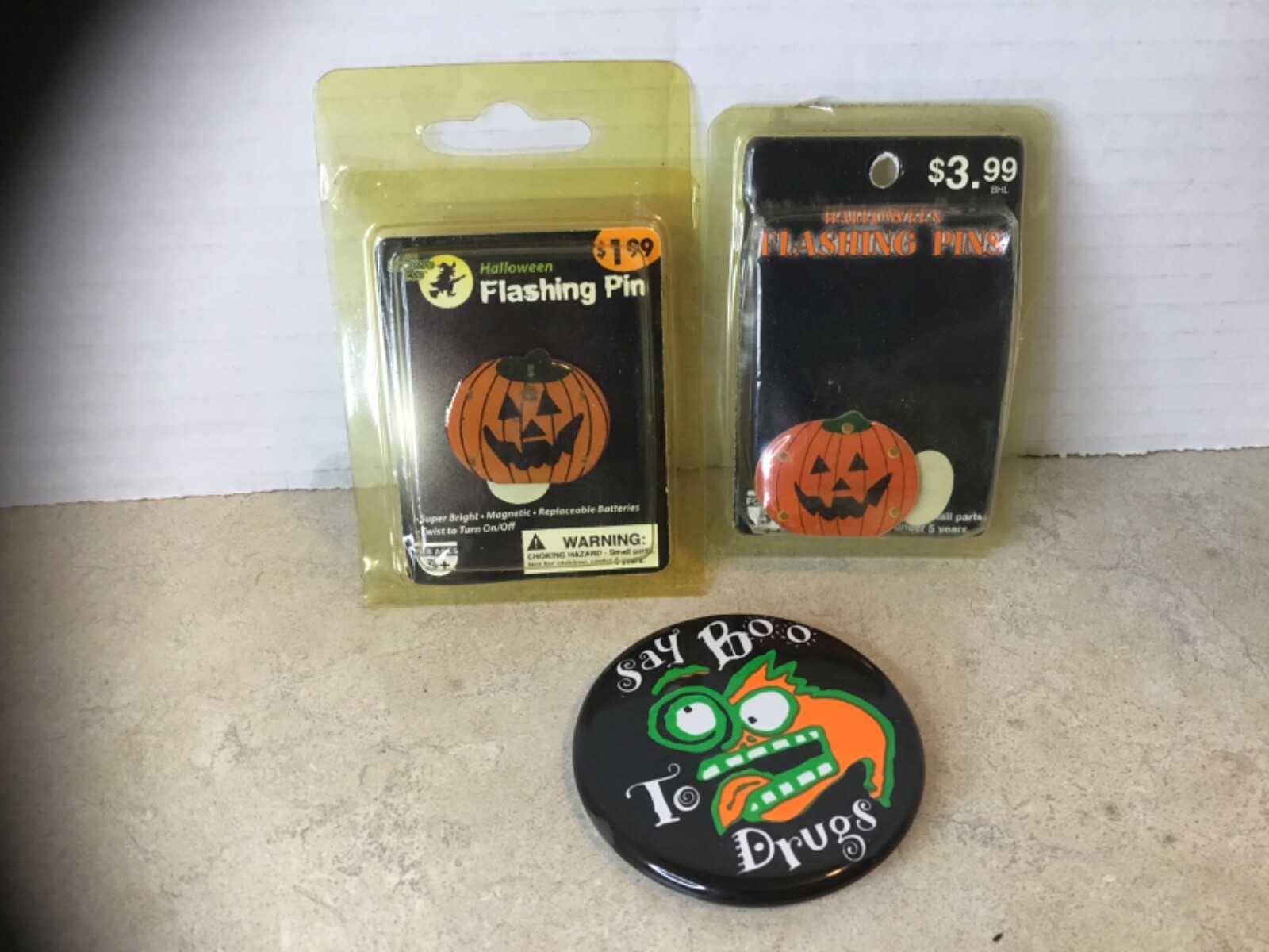 Vintage Lot of (3) Halloween Pins