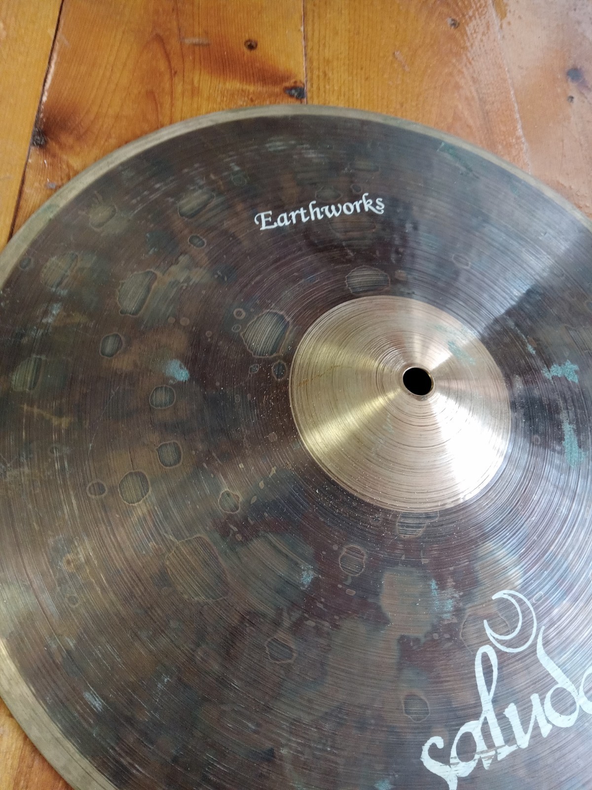 Saluda Earthworks 15" Pair (P03065895) No Issues Strait