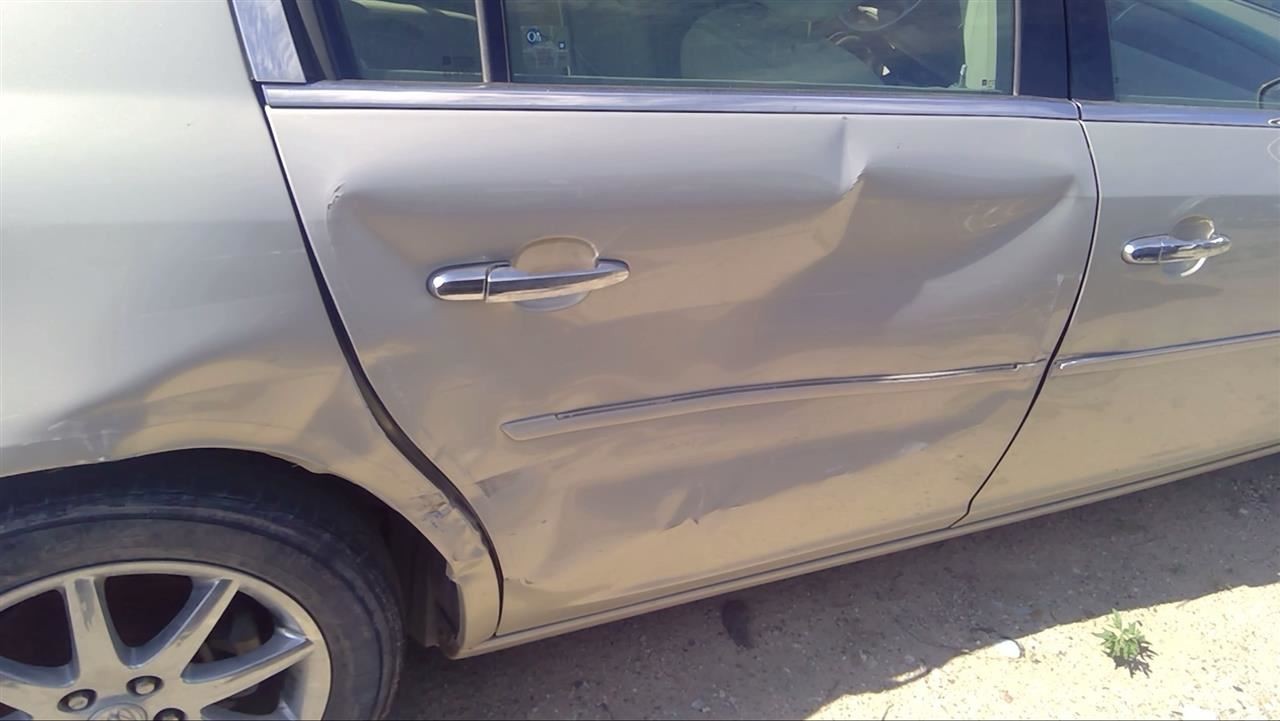 Audio Equipment Radio AM-FM-CD-MP3 Opt US8 Fits 06 LUCERNE 931515