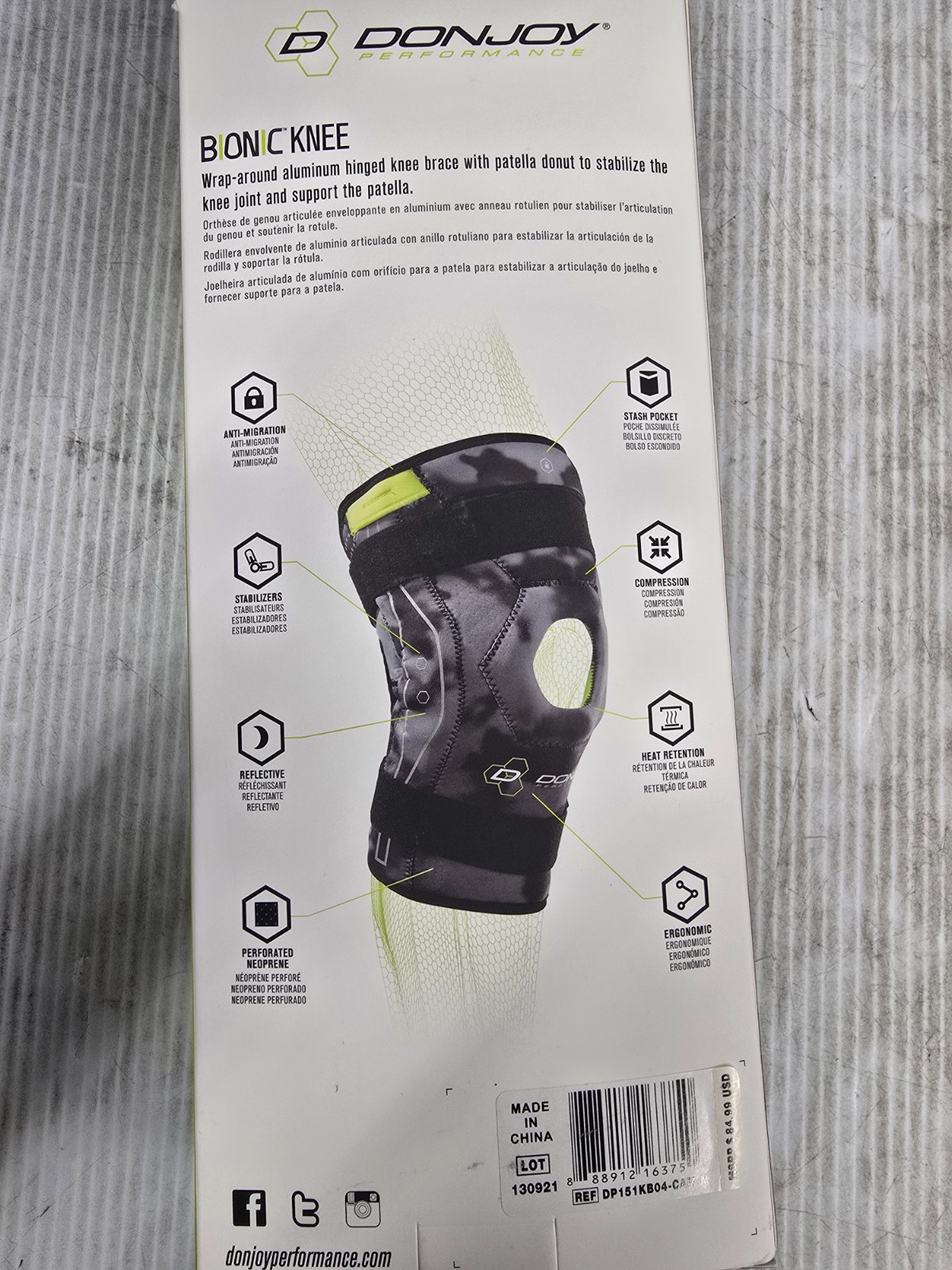 DonJoy Performance Bionic Knee Brace (Dark Camo/Medium) Compression