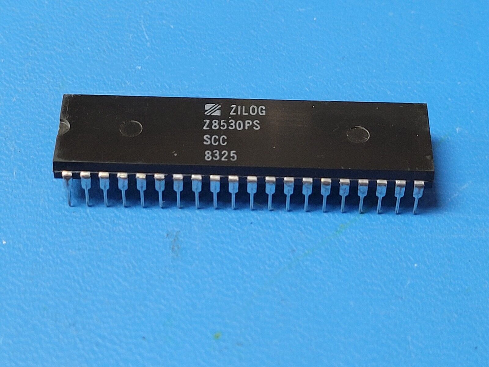 (1 PC) Z8530PS ZILOG Serial I/O Controller 2 Channels 0.125MBps NMOS PDIP40
