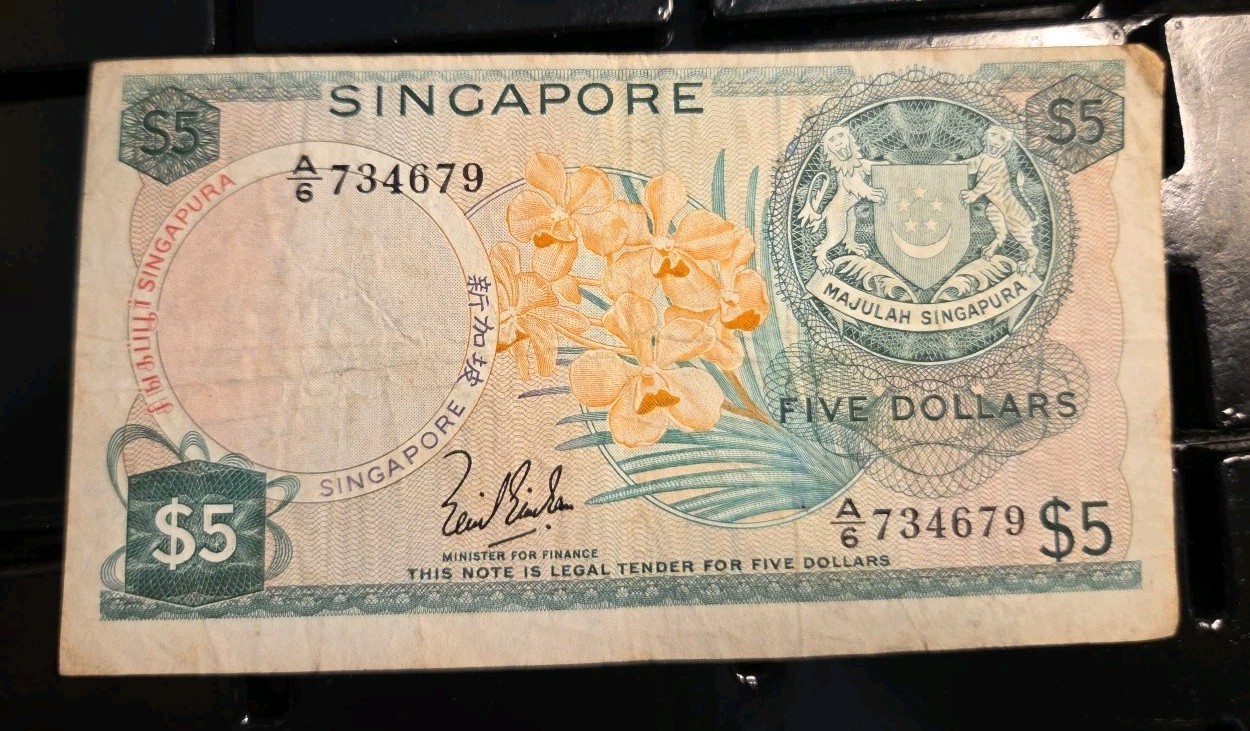 SINGAPORE 5 DOLLARS P-2 1967 BOAT ORCHID RARE  ASIAN BILL PetetheGreek