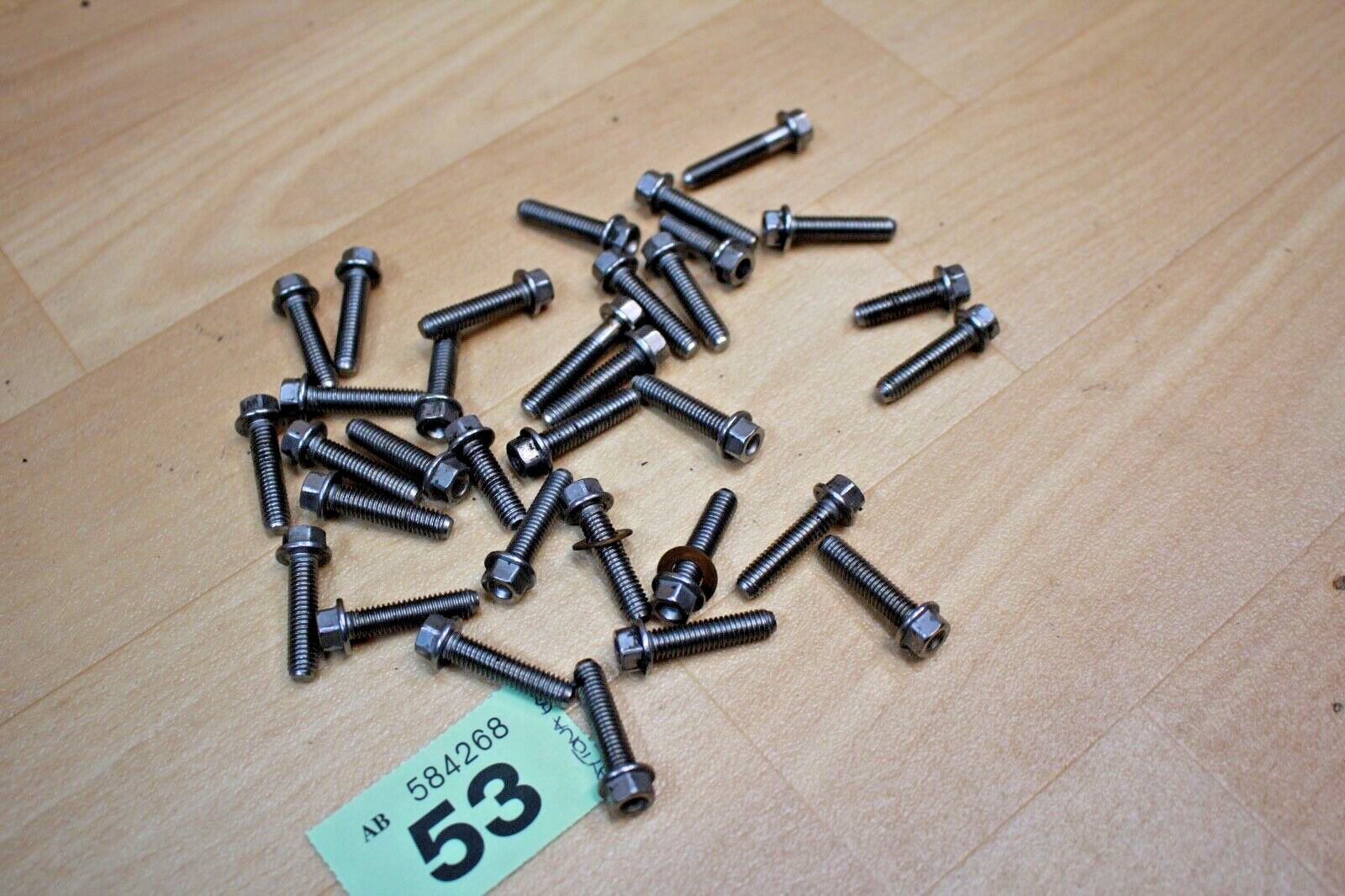 Triumph Daytona 600  Outer Engine Case Bolts    Oem  2002 - 2005  28k