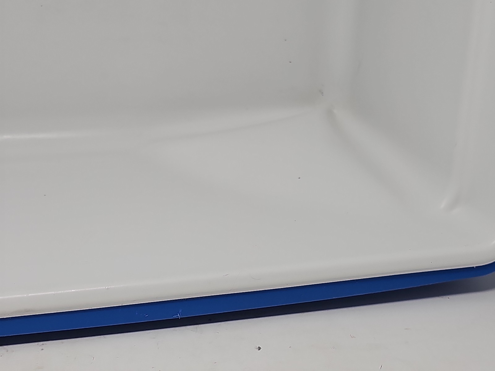 Coleman Party Stacker 6225 Cooler in Blue 24 Cans Defect
