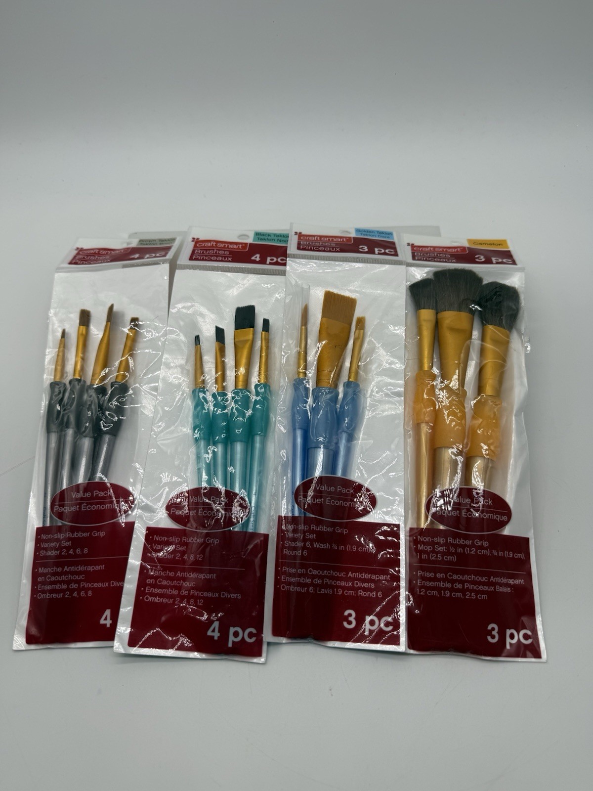 Craft Smart Paint brushes 4 packs total 14 Brushes w/rubber grip All sizes NEW