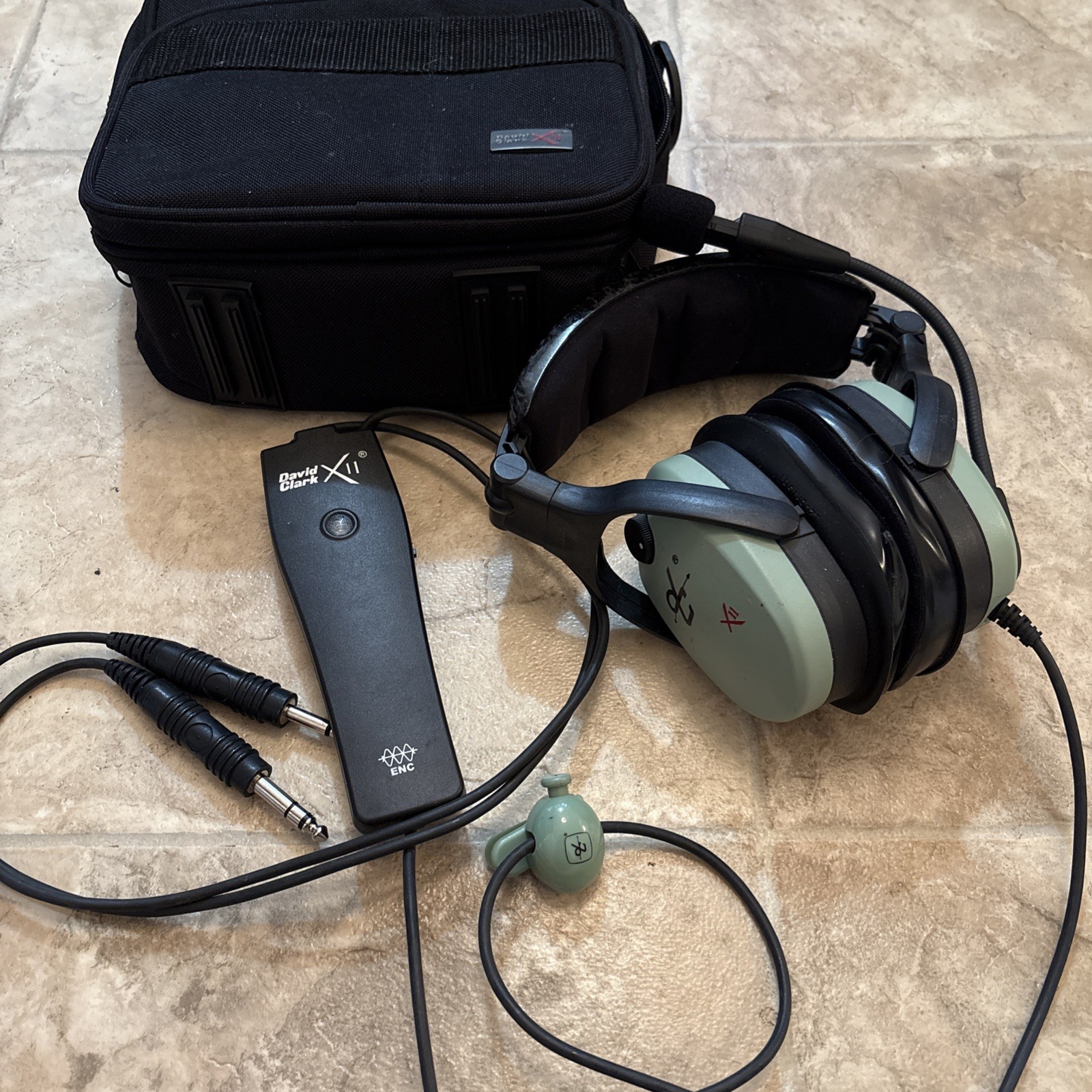 David Clark X11 Aviation Headset GA Plugs Noise Canceling
