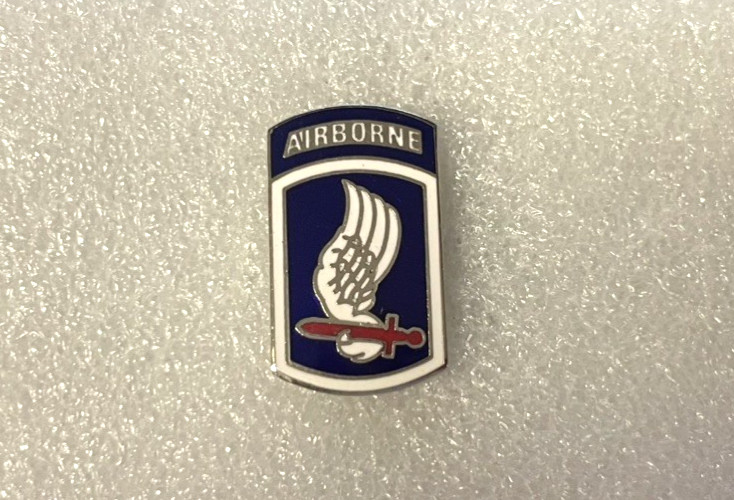 173rd Airborne Brigade Lapel Pin Sky Soldiers IBCT Infantry Brigade Combat Team
